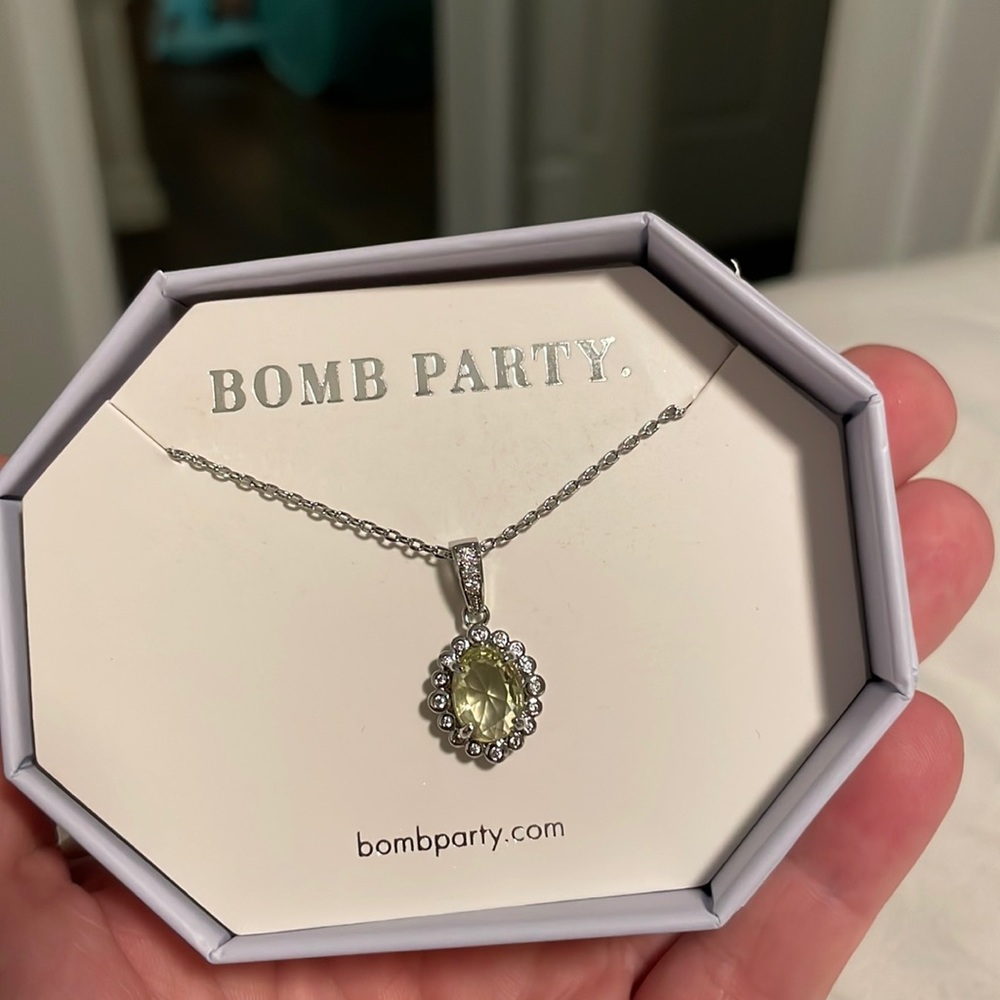 NWT Bomb Party Lab Created Citrine Necklace with Halo